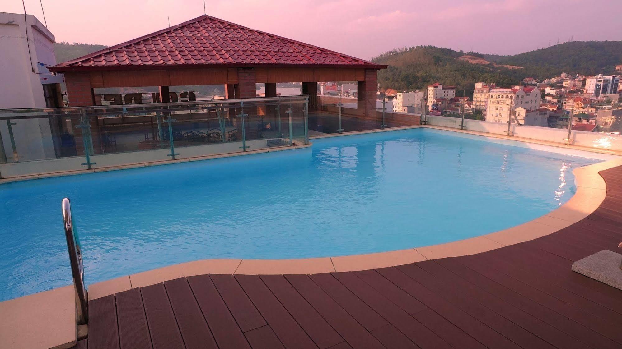 Golden Halong Hotel Nan Giang Екстериор снимка
